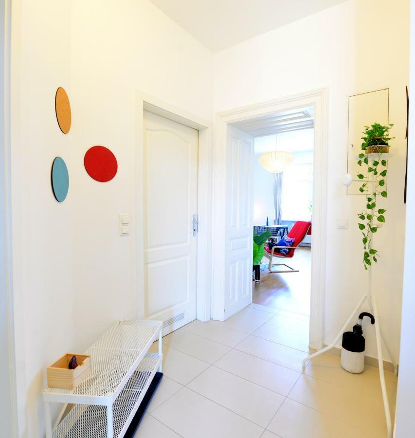 2 Bedrooms @ The U3 Subway Wenen Buitenkant foto